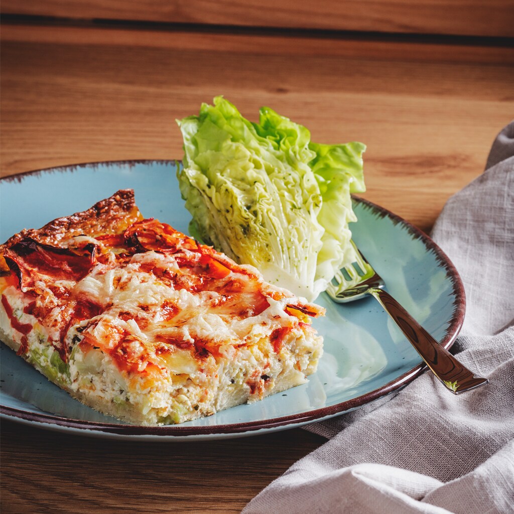 KARFIOLOVÝ QUICHE S PARADAJKAMI KARFIOLOVÝ QUICHE S PARADAJKAMI