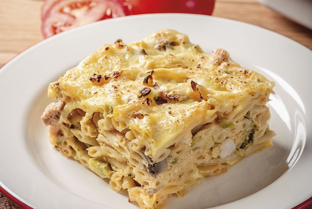 Pečené cestoviny s kuracím mäsom a brokolicou – - Recept