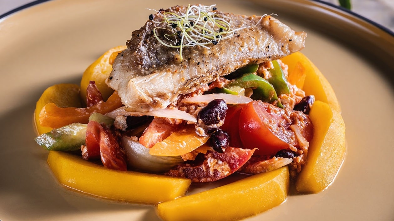 Lečo s fazuľkou a rybím filé s kurkumovými zemiakmi – - Recept