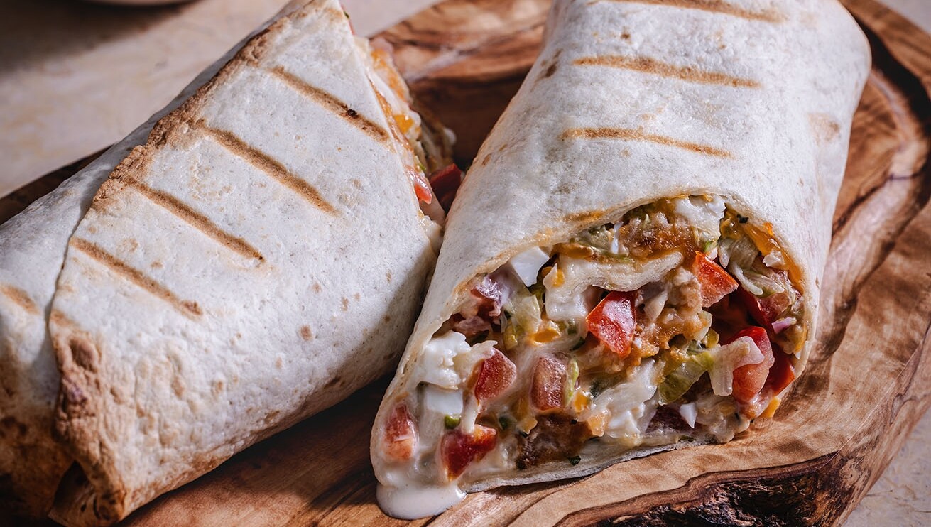 Tortilla plnená zeleninou a rybími prstami – - Recept