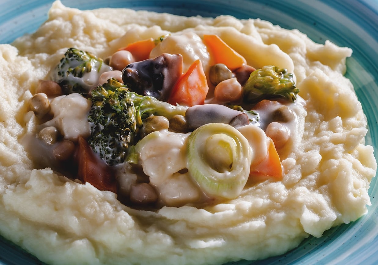Dusená zelenina so zemiakovou kašou – - Recept