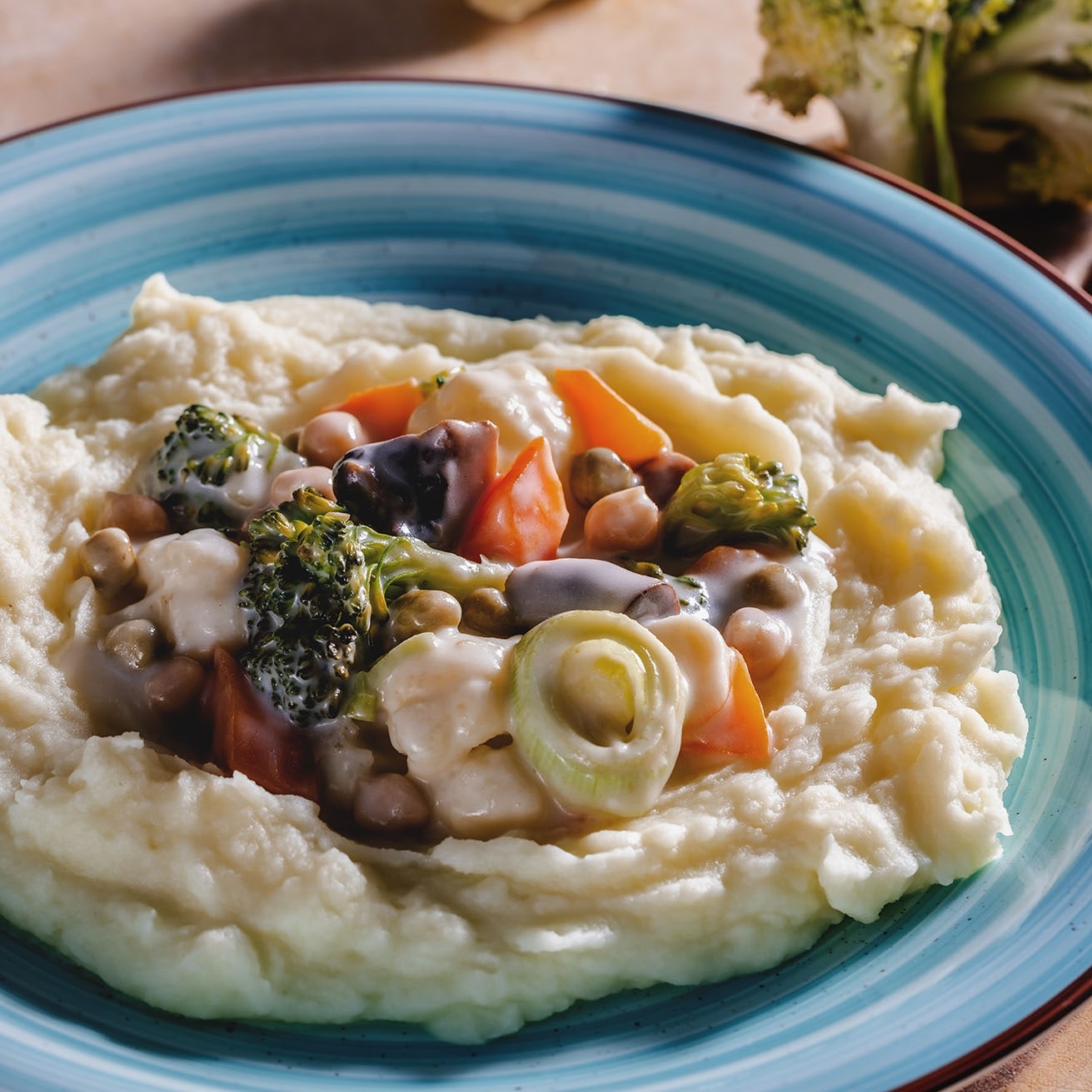 Dusená zelenina so zemiakovou kašou Dusená zelenina so zemiakovou kašou