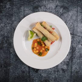 Jarne rolky so zeleninou v pikantnej omáčke z manga