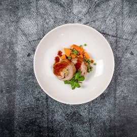 Pirohy s kačacím mäsom a brusnicovou omáčkou | Recept