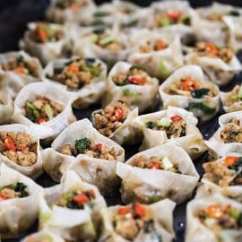 Orientálne pirôžky s kuracím mäsom Orientálne pirôžky s kuracím mäsom