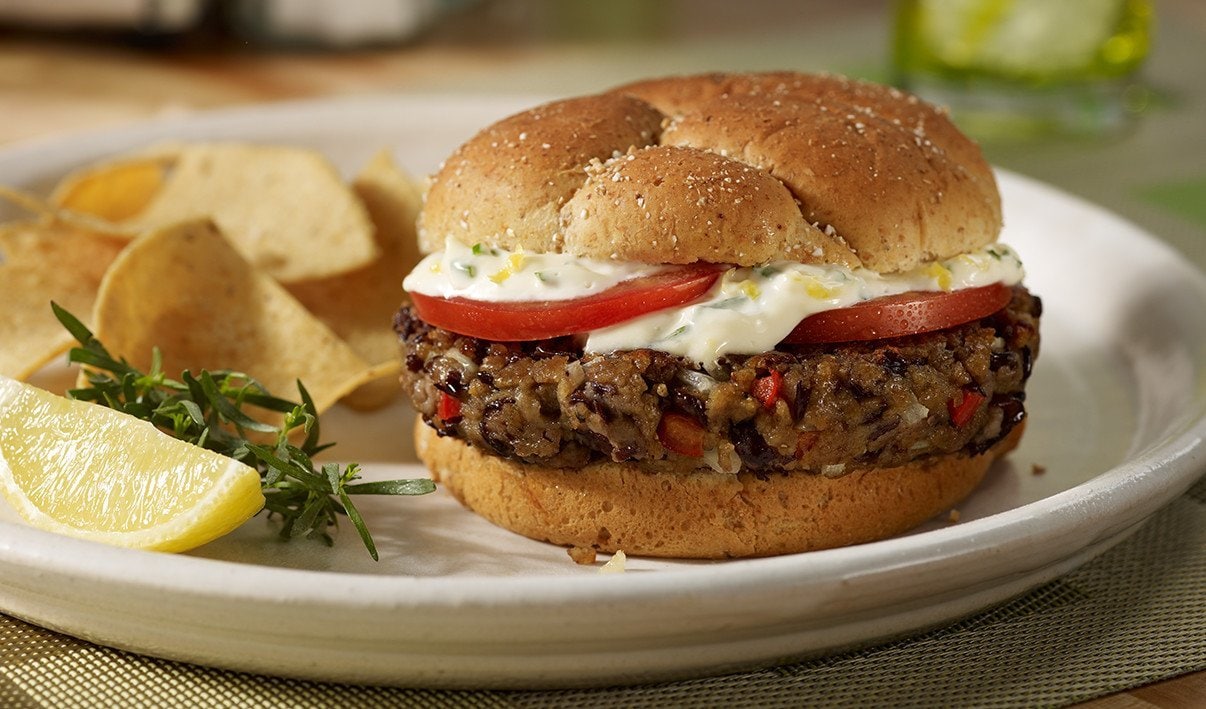 Vegetariánsky Hamburger s červenou fazuľou – - Recept