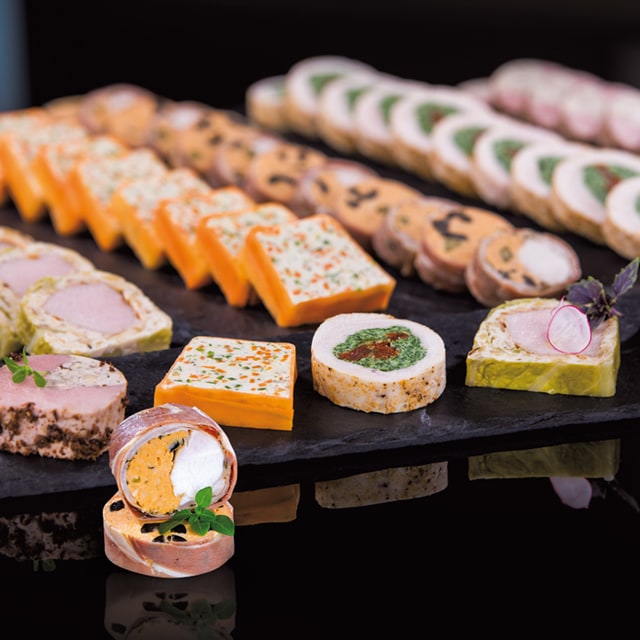 Poludňajšie a skupinové menu