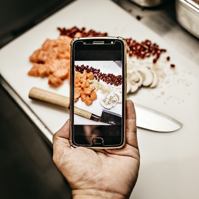 Digitálny Marketing : Sociálne média a sociálne siete pre reštaurácie